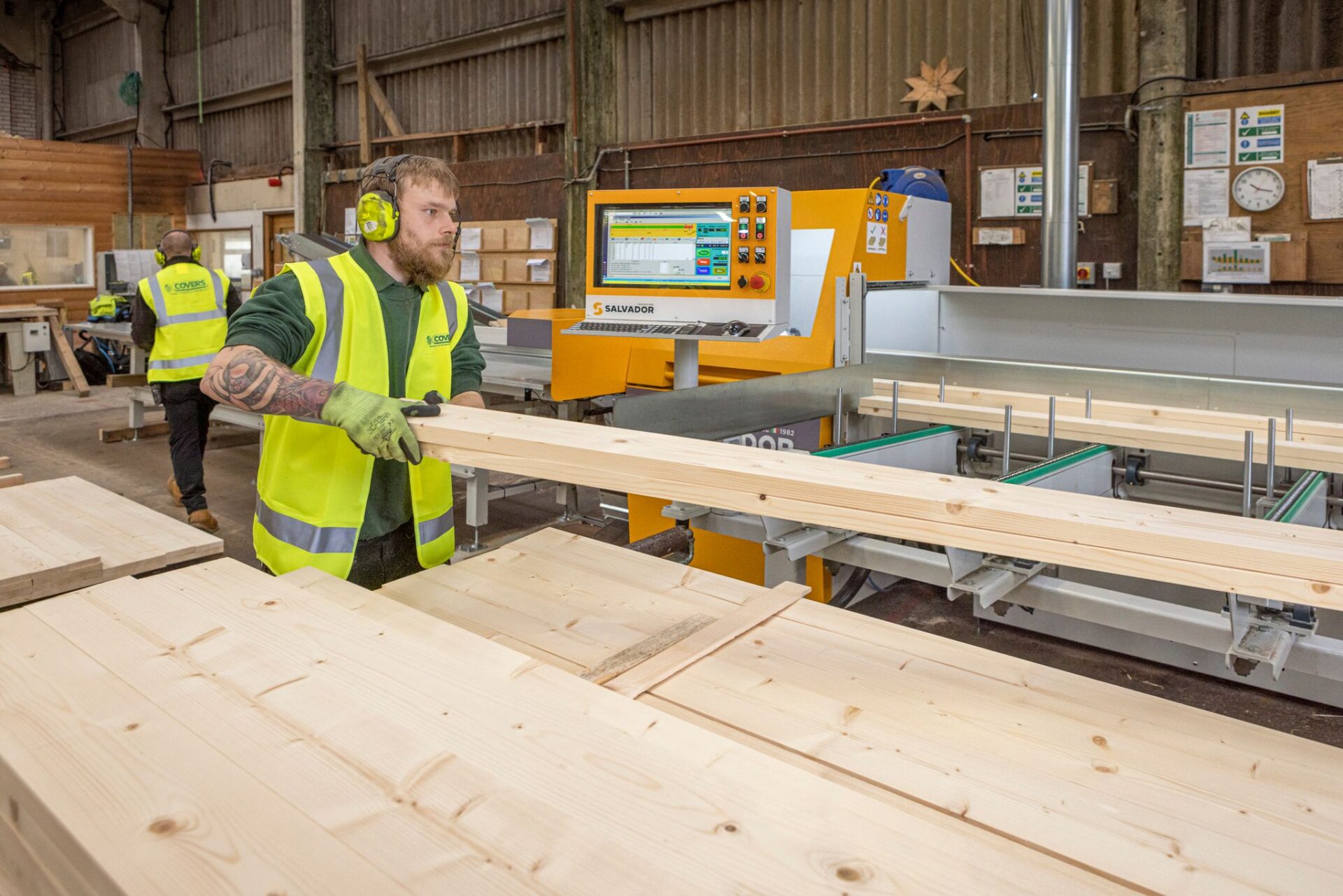 Automatic Crosscut Saws Revolutionizing The Woodworking Industry